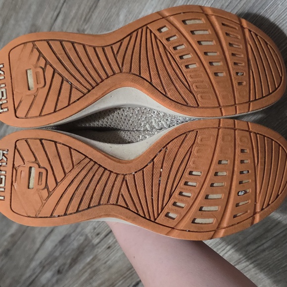 Kuru Stride Sneakers - Picture 4 of 8